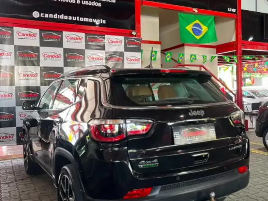 JEEP-COMPASS-2.0 16V DIESEL LIMITED 4X4 AUTOMÁTICO JEEP-COMPASS-2020