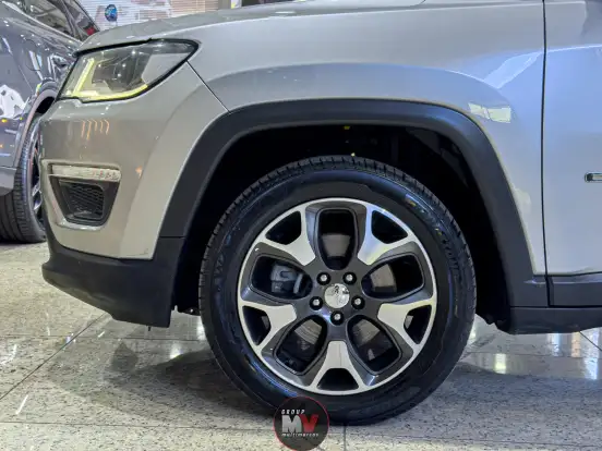 JEEP-COMPASS-2.0 16V FLEX LONGITUDE AUTOMÁTICO JEEP-COMPASS-2019