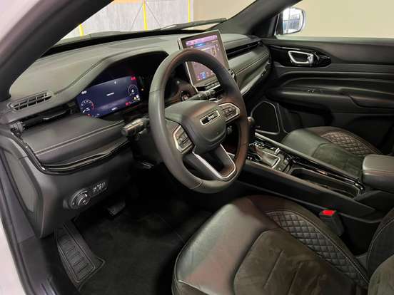 JEEP-COMPASS-2.0 HURRICANE 4 TURBO GASOLINA BLACKHAWK AT9 JEEP-COMPASS-2024