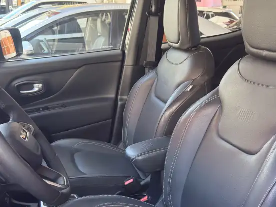 JEEP-RENEGADE-1.3 T270 TURBO FLEX LONGITUDE AT6 JEEP-RENEGADE-2025