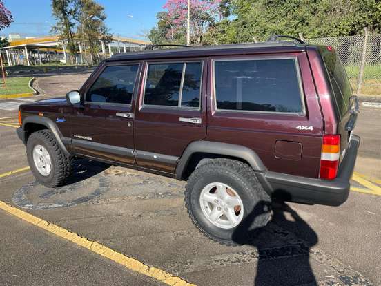 JEEP-CHEROKEE-4.0 SPORT 4X4 6I 12V GASOLINA 4P AUTOMÁTICO JEEP-CHEROKEE-1998
