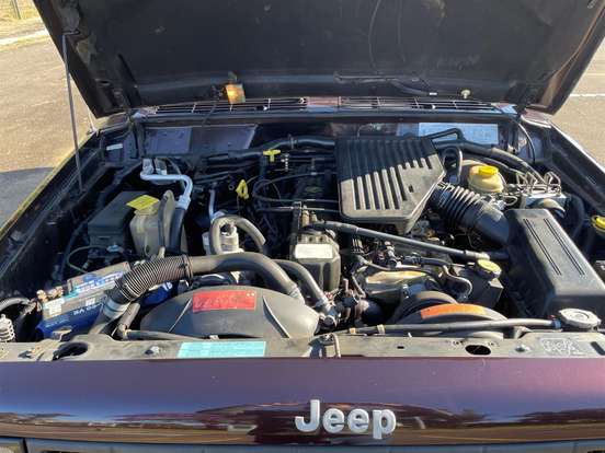 JEEP-CHEROKEE-4.0 SPORT 4X4 6I 12V GASOLINA 4P AUTOMÁTICO JEEP-CHEROKEE-1998