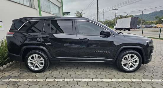 JEEP-COMMANDER-2024