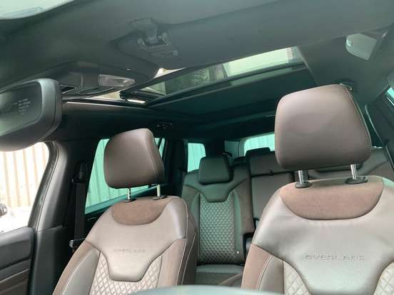 JEEP-COMMANDER-2023