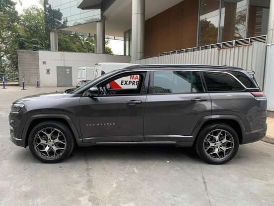 JEEP-COMMANDER-2023