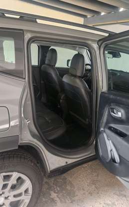 JEEP-RENEGADE-2025