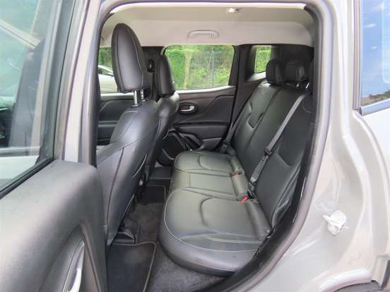 JEEP-RENEGADE-1.3 T270 TURBO FLEX NIGHT EAGLE AT6 JEEP-RENEGADE-2024