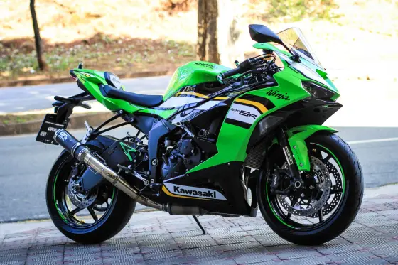 KAWASAKI NINJA ZX-6R KAWASAKI NINJA ZX-6R
