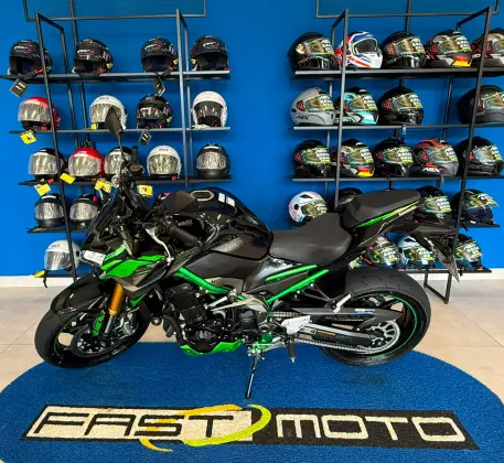 KAWASAKI Z900 R EDITION KAWASAKI Z900 R EDITION