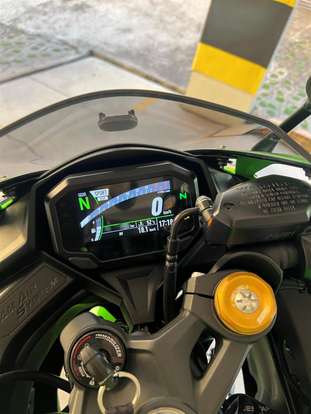 KAWASAKI-NINJA ZX-4R-2024