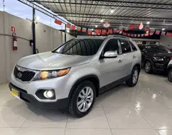 KIA SORENTO 2.4 16V GASOLINA EX AUTOMÁTICO KIA SORENTO 2.4 16V GASOLINA EX AUTOMÁTICO