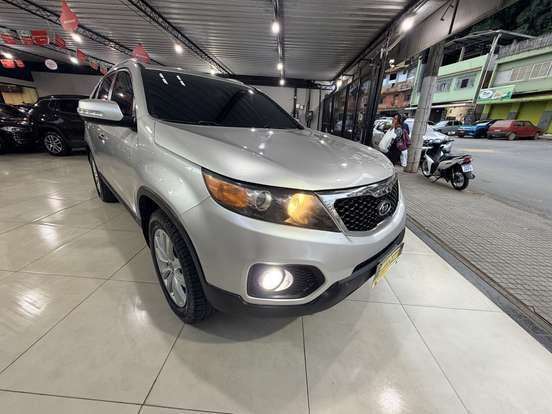 KIA-SORENTO-2.4 16V GASOLINA EX AUTOMÁTICO KIA-SORENTO-2011