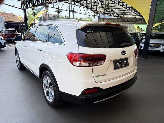 KIA-SORENTO-2017