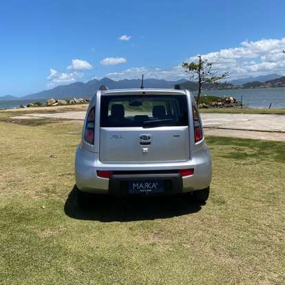 KIA-SOUL-2010