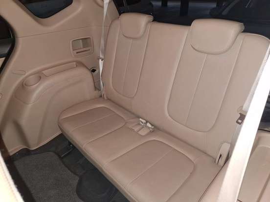 KIA-CARENS-2011