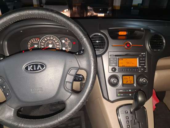 KIA-CARENS-2.0 EX 16V GASOLINA 4P AUTOMÁTICO KIA-CARENS-2011
