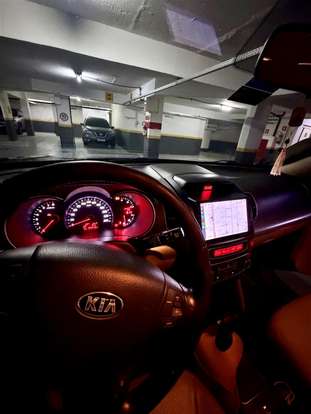 KIA-SORENTO-2014