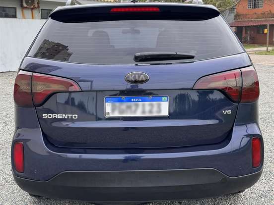 KIA-SORENTO-3.5 V6 GASOLINA EX 7L 4WD AUTOMÁTICO KIA-SORENTO-2013