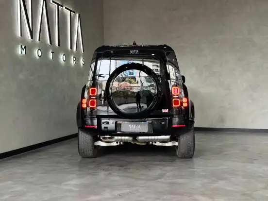 LAND ROVER-DEFENDER-2024