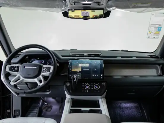 LAND ROVER-DEFENDER-2025