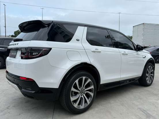 LAND ROVER-DISCOVERY SPORT-2024