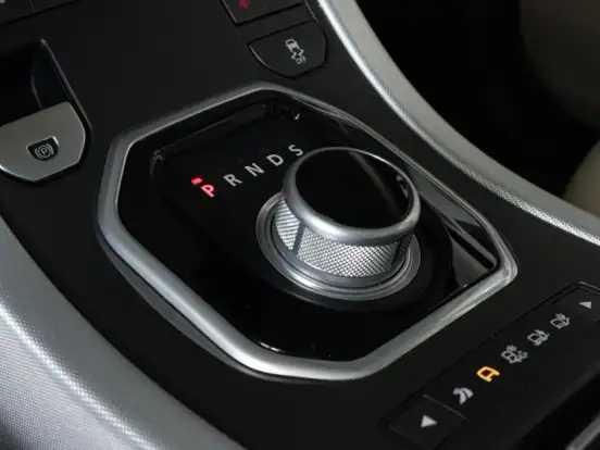LAND ROVER-RANGE ROVER EVOQUE-2.0 DYNAMIC TECH 4WD 16V GASOLINA 4P AUTOMÁTICO LAND ROVER-RANGE ROVER EVOQUE-2014