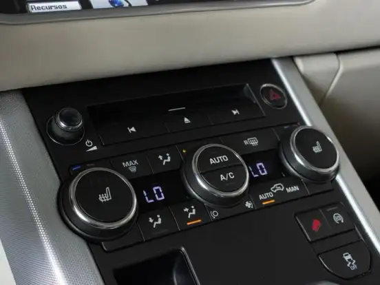 LAND ROVER-RANGE ROVER EVOQUE-2.0 DYNAMIC TECH 4WD 16V GASOLINA 4P AUTOMÁTICO LAND ROVER-RANGE ROVER EVOQUE-2014
