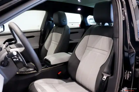 LAND ROVER-RANGE ROVER EVOQUE-2025