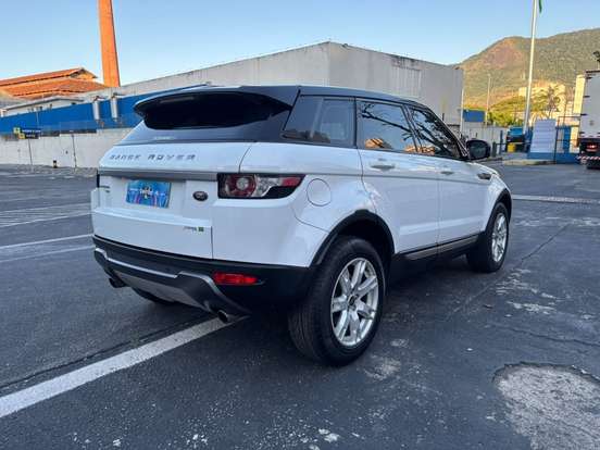 LAND ROVER-RANGE ROVER EVOQUE-2.0 PURE 4WD 16V GASOLINA 4P AUTOMÁTICO LAND ROVER-RANGE ROVER EVOQUE-2013