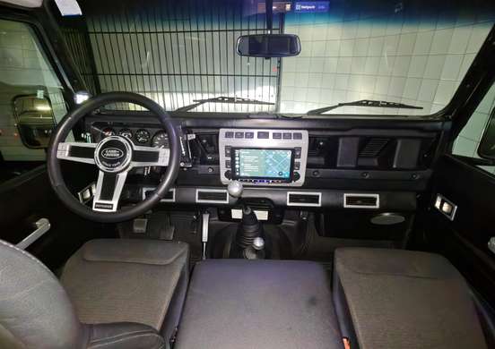 LAND ROVER-DEFENDER-2001