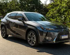 LEXUS UX 300h 2.0 VVT-I HYBRID CVT LEXUS UX 300h 2.0 VVT-I HYBRID CVT
