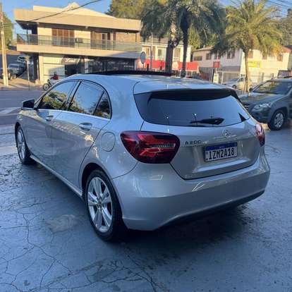 MERCEDES-BENZ-CLA 200-2017