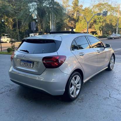 MERCEDES-BENZ-CLA 200-2017