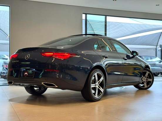 MERCEDES-BENZ-CLA 250-2.0 CGI GASOLINA 7G-DCT MERCEDES-BENZ-CLA 250-2022