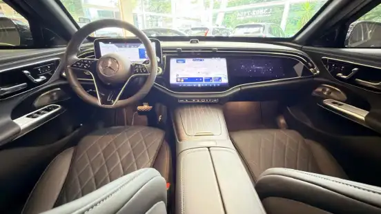 MERCEDES-BENZ-E 300-2025