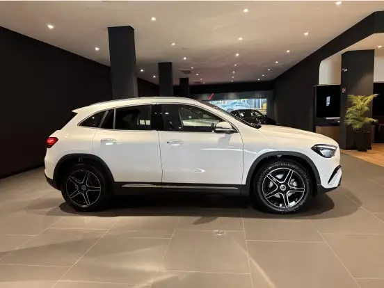 MERCEDES-BENZ-GLA 200-1.3 MHEV AMG LINE 7G-DCT MERCEDES-BENZ-GLA 200-2026