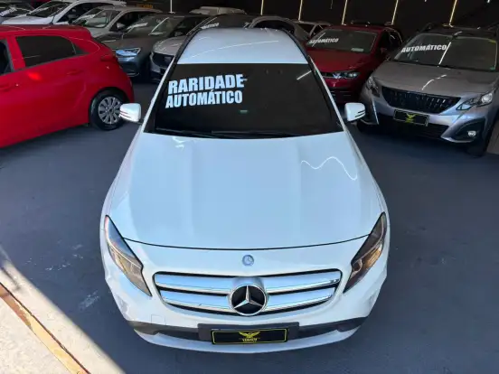 MERCEDES-BENZ-GLA 200-1.6 CGI ADVANCE 16V TURBO GASOLINA 4P AUTOMÁTICO MERCEDES-BENZ-GLA 200-2015