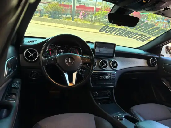 MERCEDES-BENZ-GLA 200-1.6 CGI ADVANCE 16V TURBO GASOLINA 4P AUTOMÁTICO MERCEDES-BENZ-GLA 200-2015