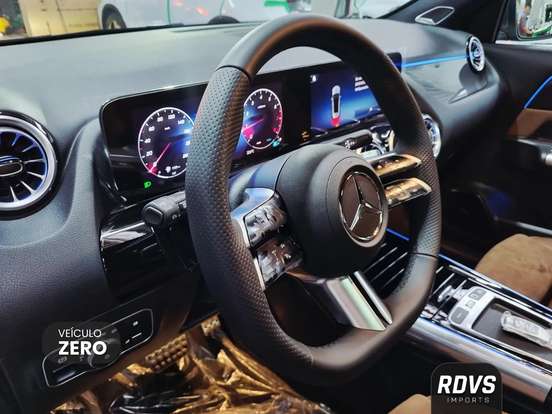 MERCEDES-BENZ-GLA 200-2026