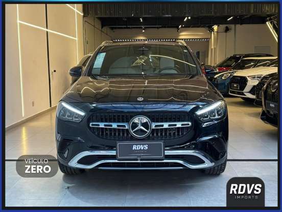 MERCEDES-BENZ-GLA 200-2026