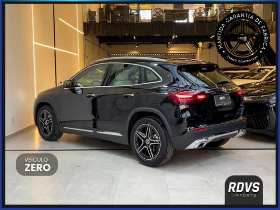 MERCEDES-BENZ-GLA 200-2026
