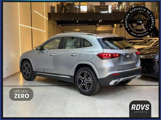 MERCEDES-BENZ-GLA 200-2026