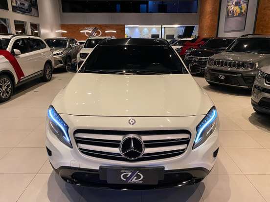 MERCEDES-BENZ-GLA 200-1.6 CGI ADVANCE 16V TURBO FLEX 4P AUTOMÁTICO MERCEDES-BENZ-GLA 200-2015