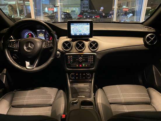 MERCEDES-BENZ-GLA 200-1.6 CGI ADVANCE 16V TURBO FLEX 4P AUTOMÁTICO MERCEDES-BENZ-GLA 200-2015