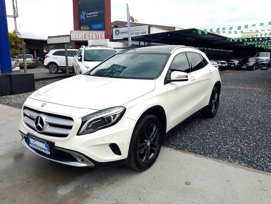 MERCEDES-BENZ GLA 200 1.6 CGI ENDURO 16V TURBO FLEX 4P AUTOMÁTICO
