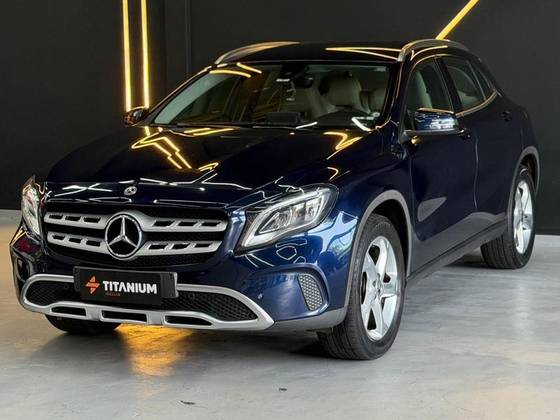 MERCEDES-BENZ GLA 200 1.6 CGI FLEX ADVANCE 7G-DCT