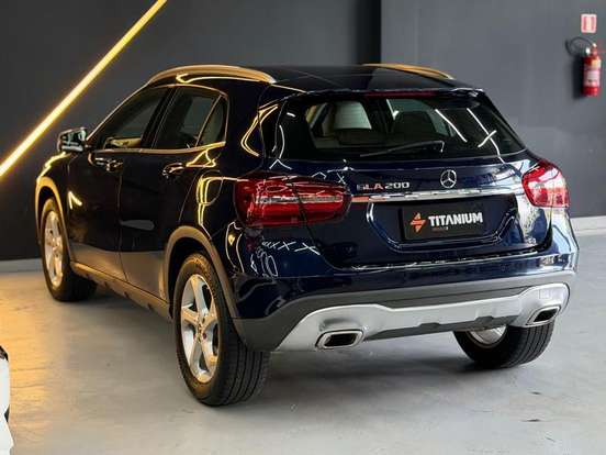 MERCEDES-BENZ-GLA 200-1.6 CGI FLEX ADVANCE 7G-DCT MERCEDES-BENZ-GLA 200-2018
