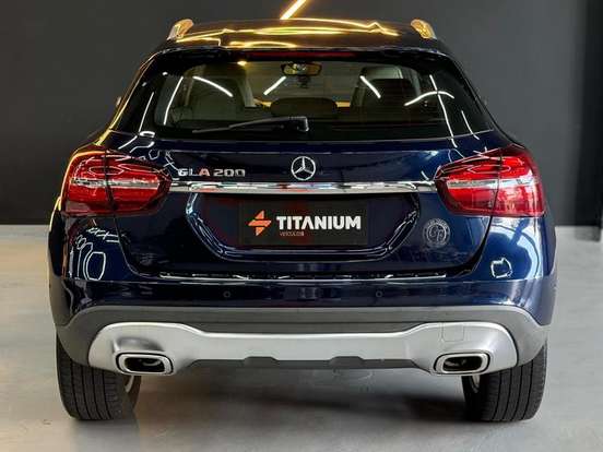 MERCEDES-BENZ-GLA 200-1.6 CGI FLEX ADVANCE 7G-DCT MERCEDES-BENZ-GLA 200-2018