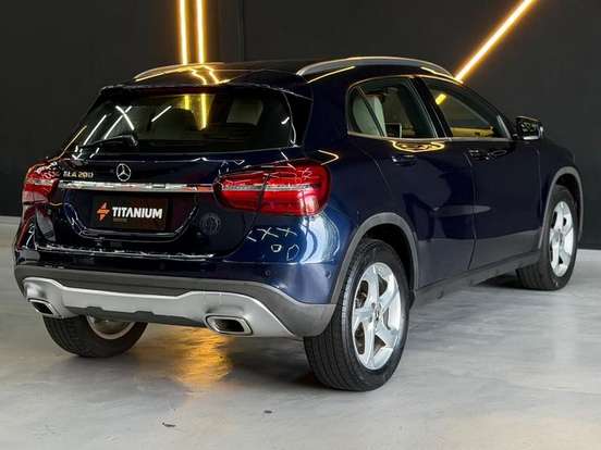 MERCEDES-BENZ-GLA 200-1.6 CGI FLEX ADVANCE 7G-DCT MERCEDES-BENZ-GLA 200-2018