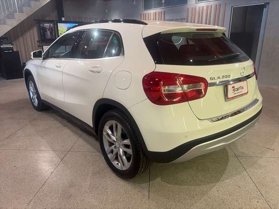 MERCEDES-BENZ-GLA 200-1.6 CGI STYLE 16V TURBO FLEX 4P AUTOMÁTICO MERCEDES-BENZ-GLA 200-2017